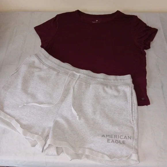 American Eagle 2Pc Bundle Gray Sweatshorts & Burgundy Tee XL - Picture 8 of 16